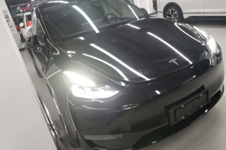 Tesla Model Y 2021 #3 Tesla Model Y 2021 car image #3