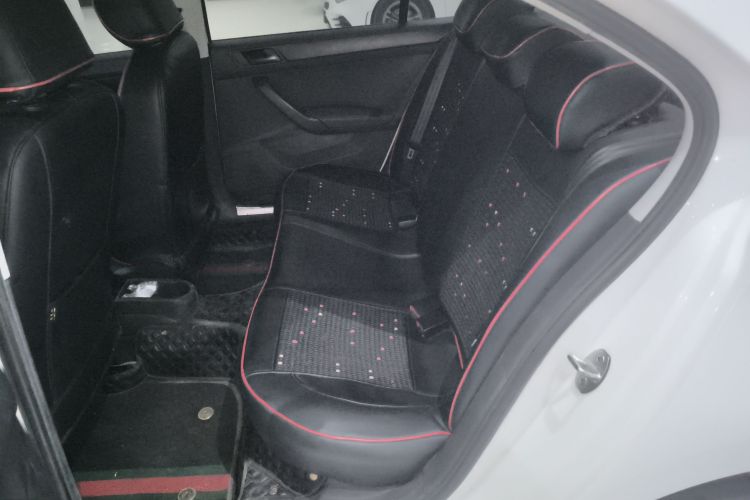 Volkswagen Santana 2022 car image #17