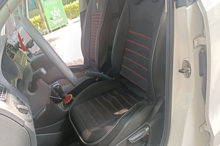 Volkswagen Polo 2017 #21 Volkswagen Polo 2017 car image #21