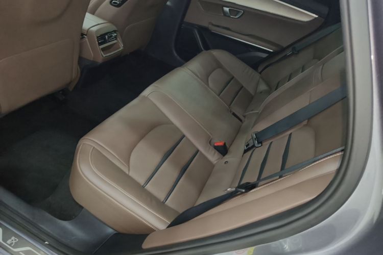BYD Han 2021 car image #17