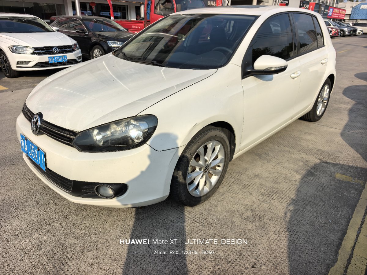 Volkswagen Golf 2011 Volkswagen Golf 2011 car image