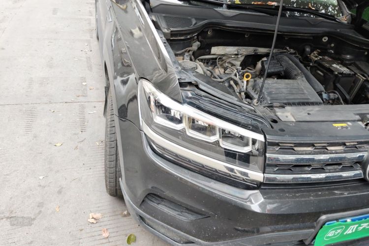 Volkswagen Tharu 2021 car image #8