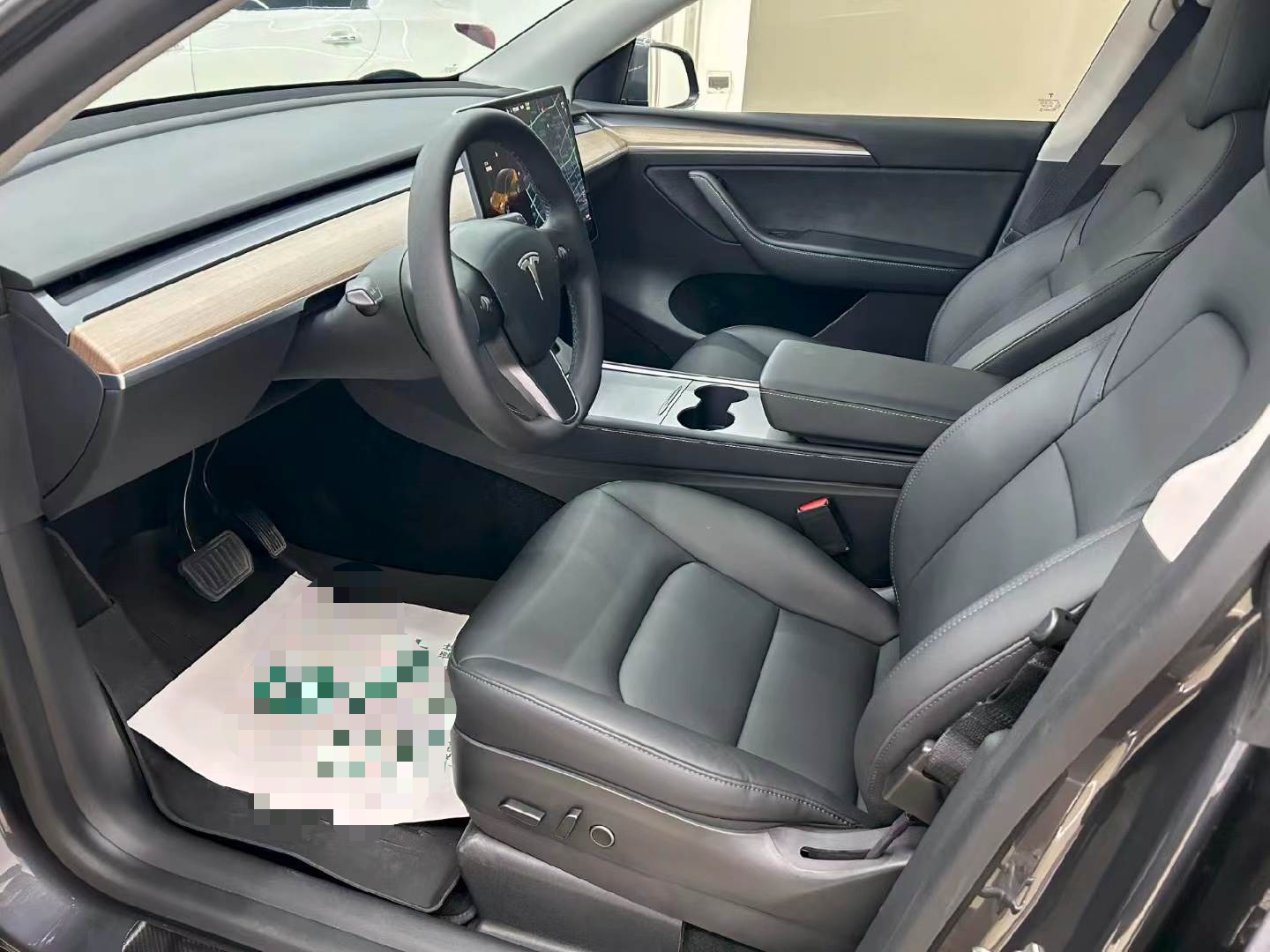Tesla Model Y 2021 #6 Tesla Model Y 2021 car image #6