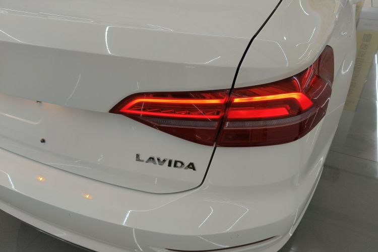 Volkswagen Lavida 2020 imagen de coche #8