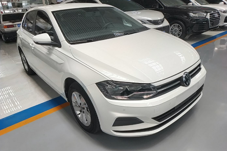 Volkswagen Polo 2023 car image #4