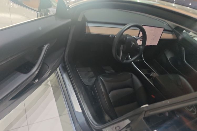 Tesla Model 3 2020 #16 Tesla Model 3 2020 car image #16