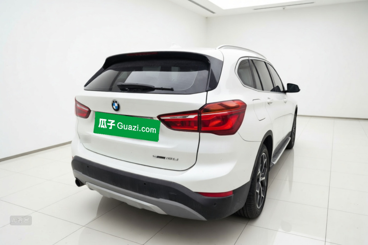 BMW X1 2019 #7 BMW X1 2019 صورة سيارة #7