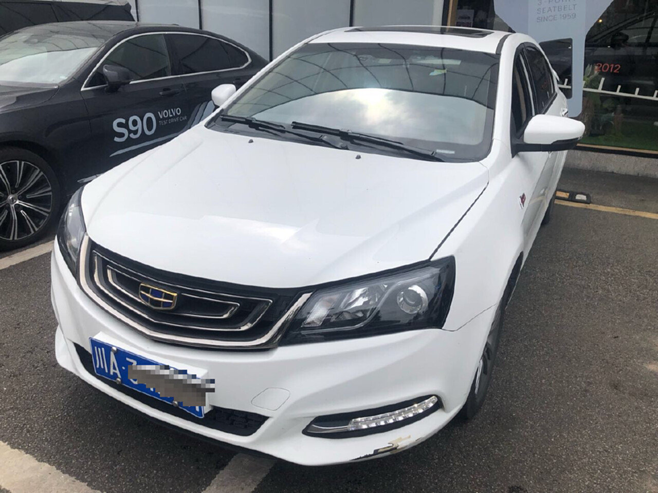 GEELY Emgrand 2017 car image #3