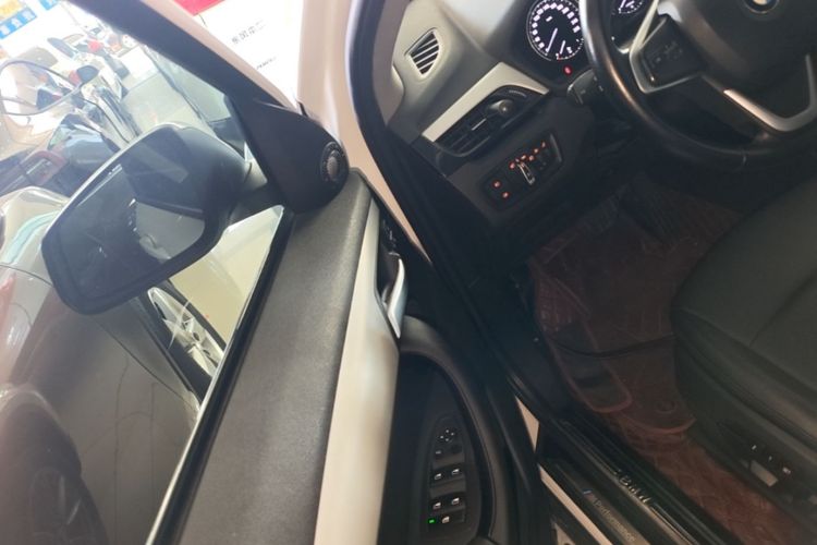 BMW X1 2018 #16 BMW X1 2018 car image #16