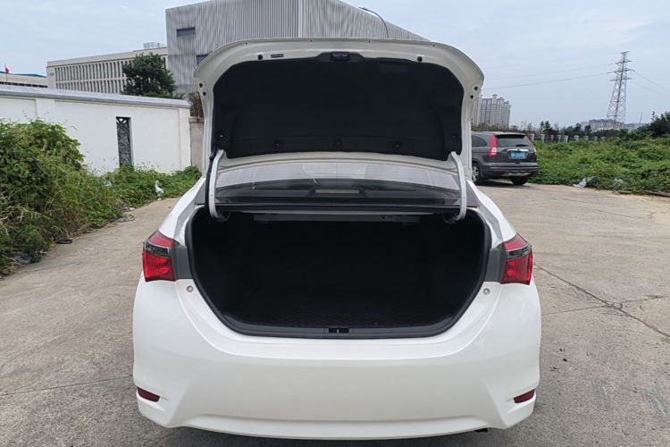 Toyota Corolla 2019 #19 Toyota Corolla 2019 car image #19