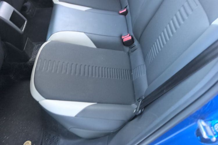 Volkswagen Polo 2019 car image #17