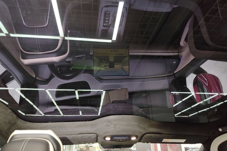 MI SU7 2025 car image #18