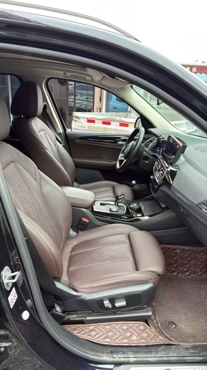BMW X3 2022 car image #4