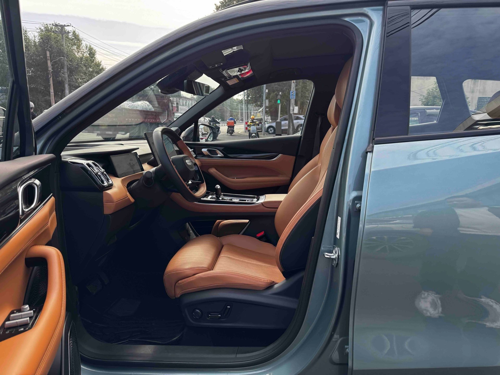 GEELY Boyue L 2025 #4 GEELY Boyue L 2025 immagine di auto #4