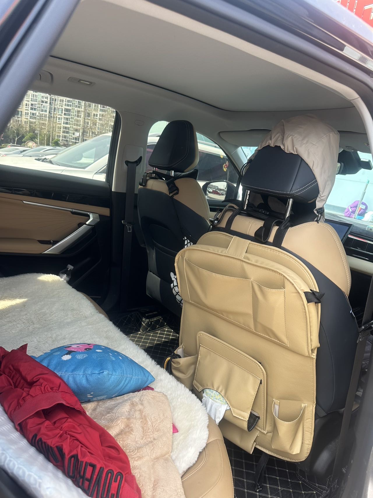 GEELY Boyue L 2024 صورة سيارة #7