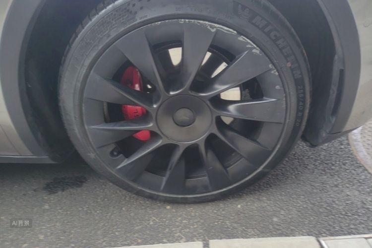 Tesla Model Y 2023 car image #9