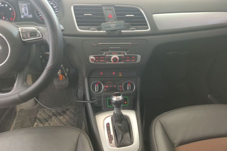 Audi Q3 2016 #13 Audi Q3 2016 car image #13