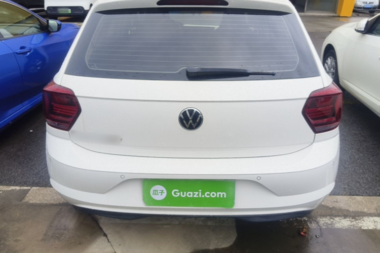 Volkswagen Polo 2021 car image #6