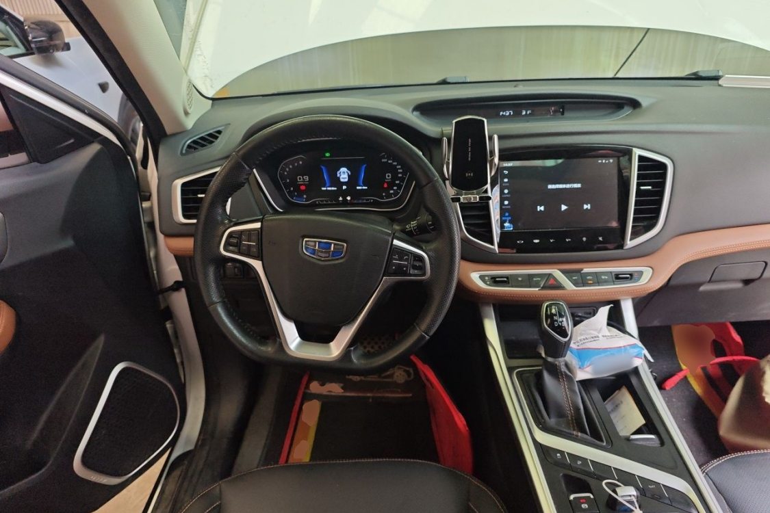 GEELY Vision X6 2019 car image #24
