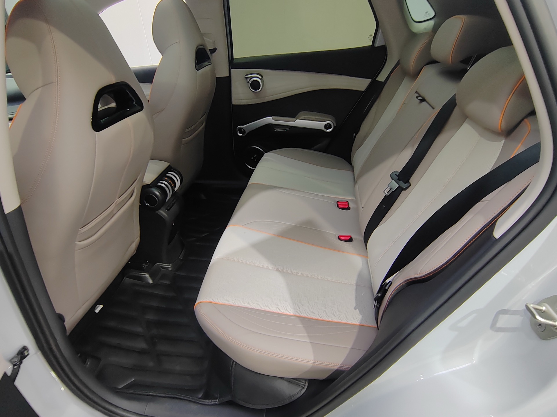 BYD Yuan Plus 2023 #5 BYD Yuan Plus 2023 car image #5