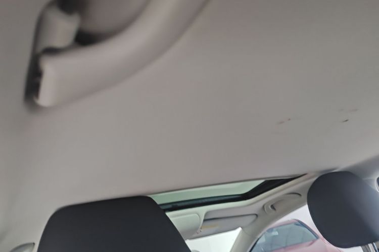 Volkswagen Polo 2017 car image #18