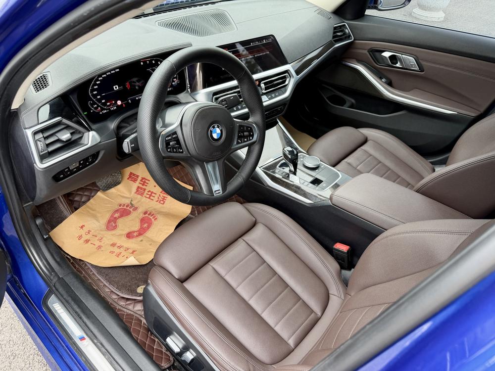 BMW 3 Series 2019 #10 BMW 3 Series 2019 car image #10