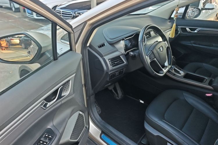 GEELY Emgrand GS 2018 #16 GEELY Emgrand GS 2018 car image #16