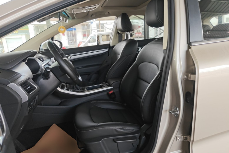 GEELY Emgrand GS 2020 car image #15