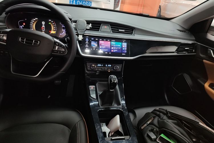 GEELY Emgrand GL 2020 #14 GEELY Emgrand GL 2020 изображение автомобиля #14