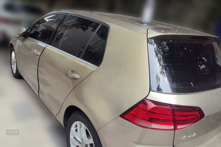 Volkswagen Golf 2018 car image #5