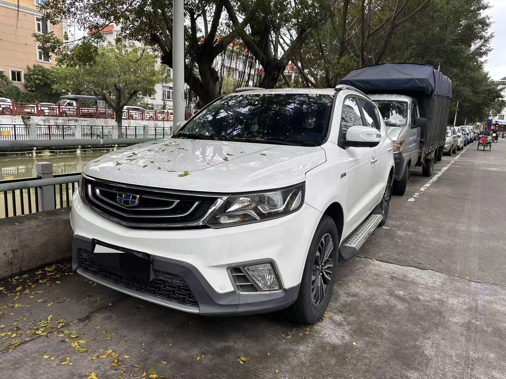 GEELY Vision X6 2016 GEELY Vision X6 2016 immagine di auto