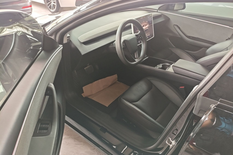 Tesla Model 3 2023 #16 Tesla Model 3 2023 car image #16