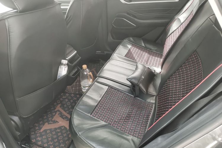GEELY Emgrand 2022 #17 GEELY Emgrand 2022 car image #17