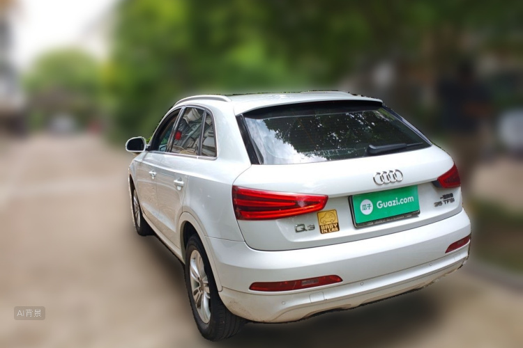 Audi Q3 2015 car image #5
