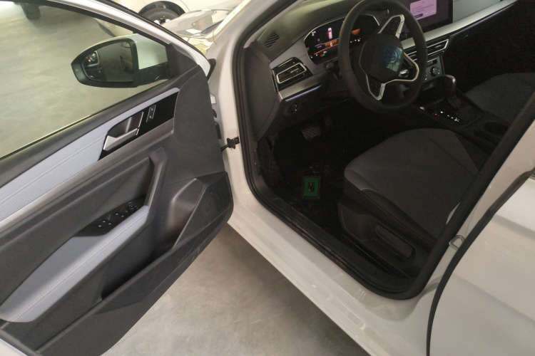 Volkswagen Lavida 2026 imagen de coche #16