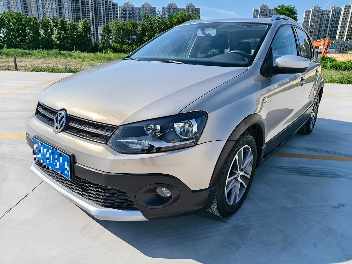Volkswagen Polo 2013 Volkswagen Polo 2013 car image