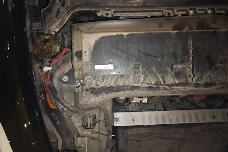 Tesla Model Y 2022 car image #22