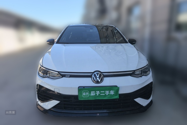 Volkswagen Golf 2023 car image #3
