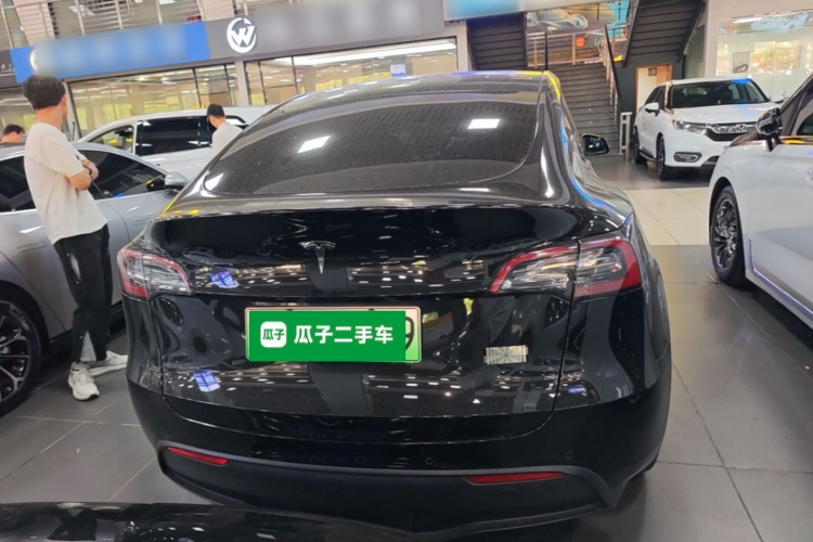 Tesla Model Y 2021 #6 Tesla Model Y 2021 immagine di auto #6