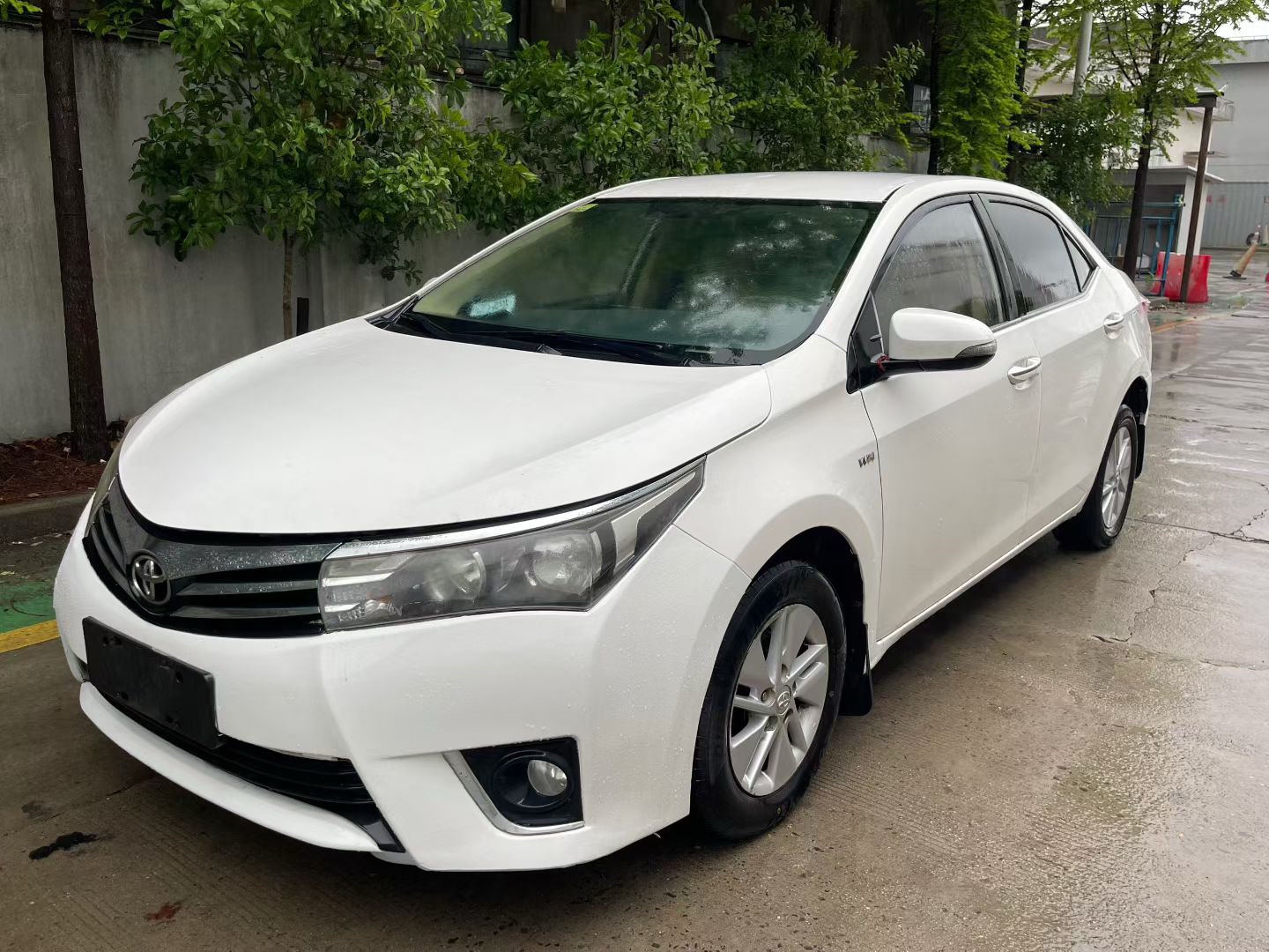 Toyota Corolla 2015 Toyota Corolla 2015 car image