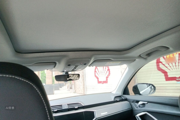 Audi Q3 2021 car image #20