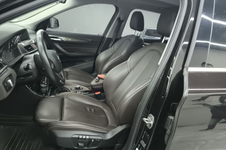 BMW X1 2017 imagen de coche #15