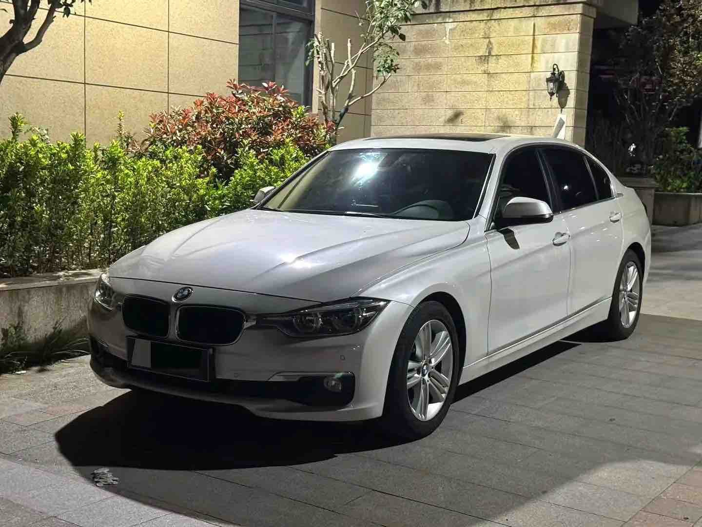 BMW 3 Series 2016 BMW 3 Series 2016 car image