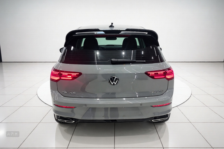 Volkswagen Golf 2024 car image #6
