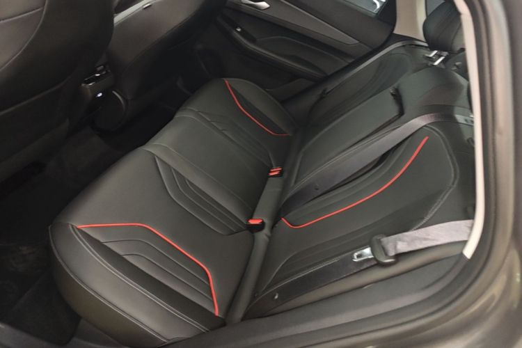 GEELY Binray 2024 car image #17