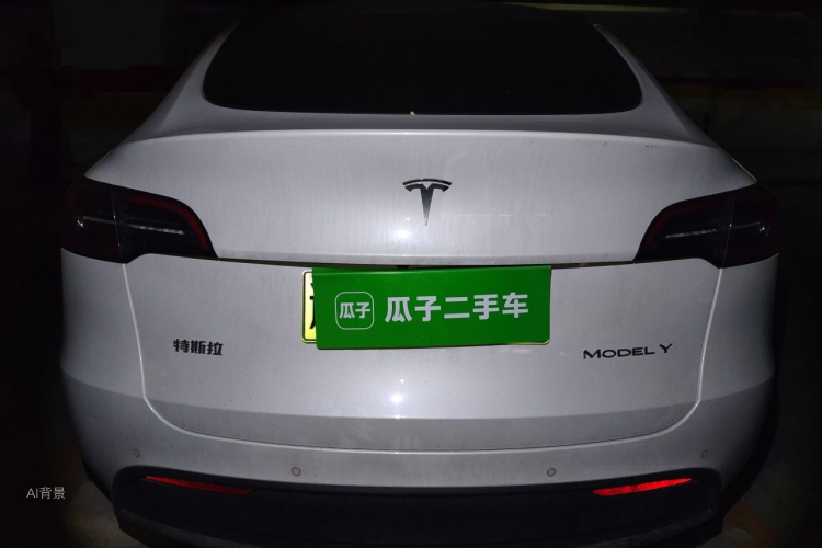 Tesla Model Y 2023 #6 Tesla Model Y 2023 car image #6