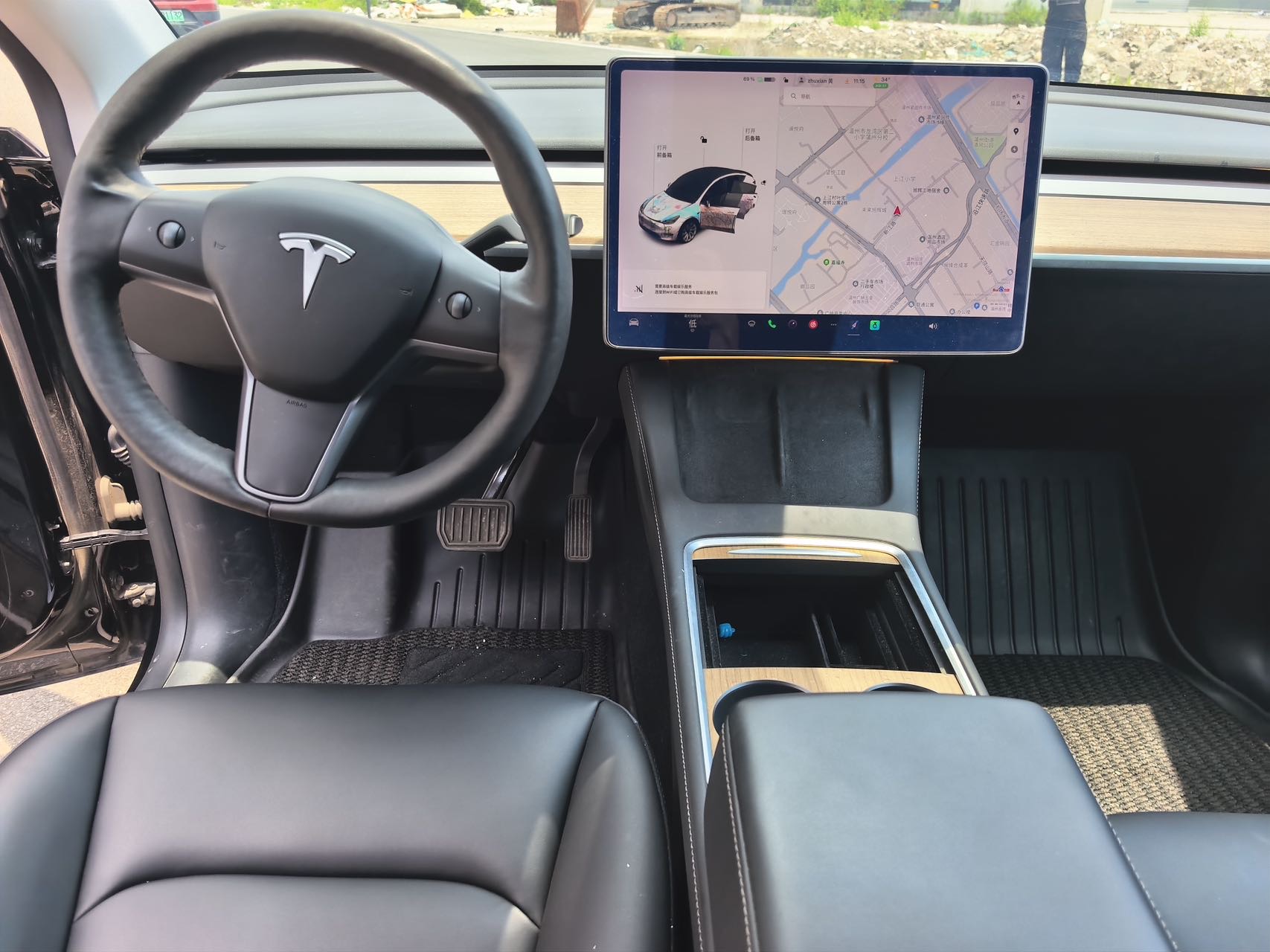 Tesla Model Y 2021 car image #6