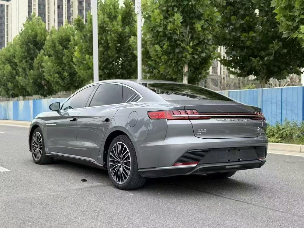 BYD Han 2022 صورة سيارة #4