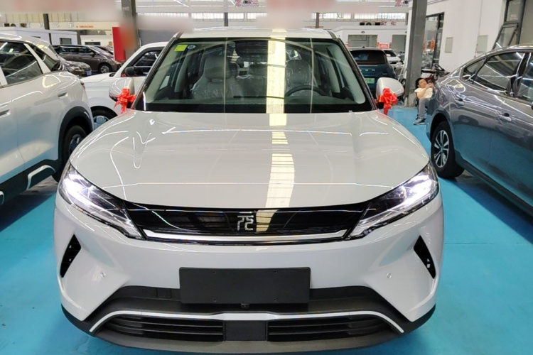 BYD YuanUP 2026 car image #3