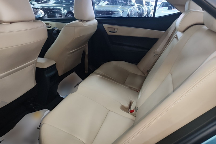 Toyota Corolla 2017 car image #13